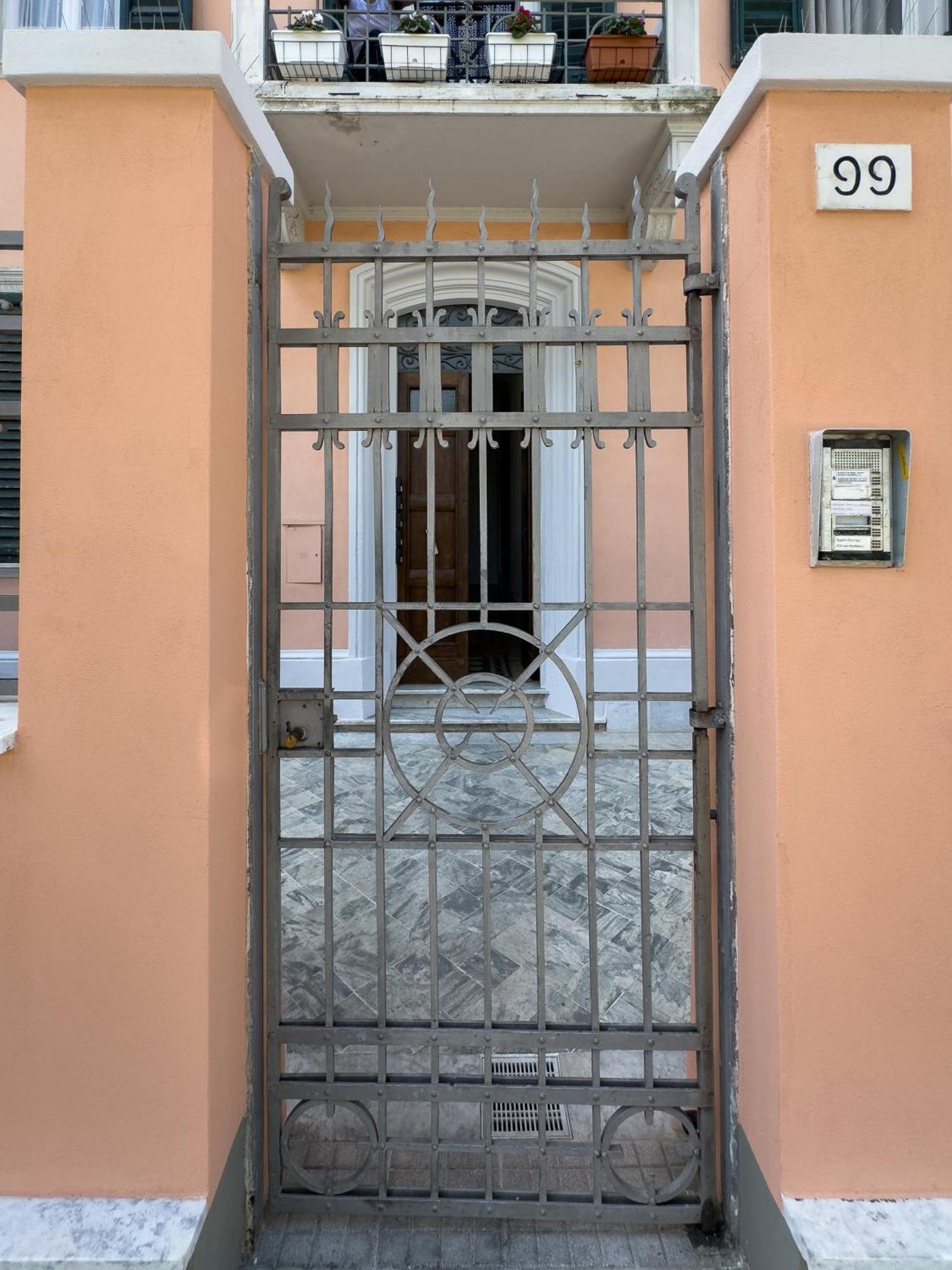 La Casa Di Eli Appartamenti 피사 외부 사진